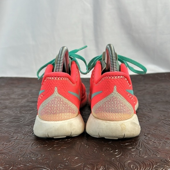 NIKE FREE RUN 5.0 SIZE(7) - Picture 2 of 6